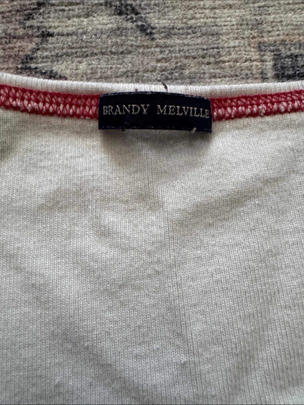 Brandy Melville White Scoop Short-Sleeve Tee with Red Contrast Trim - Picture 2 of 3